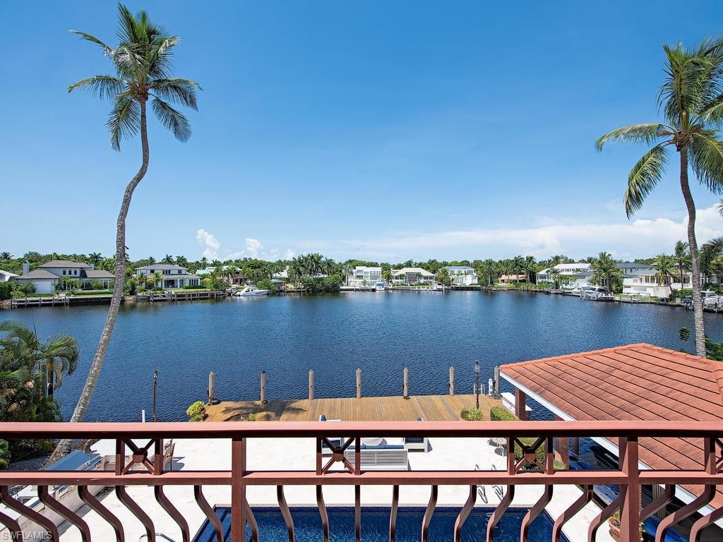 AQUALANE SHORES - Residential