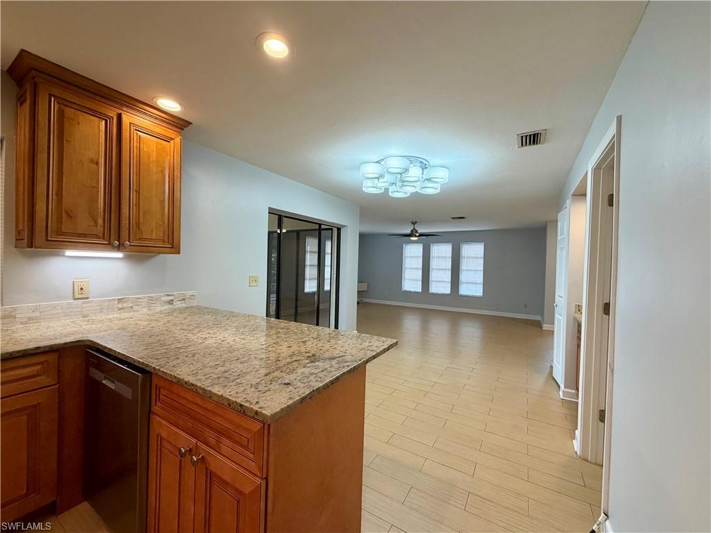 GOLFSIDE I - Residential Lease