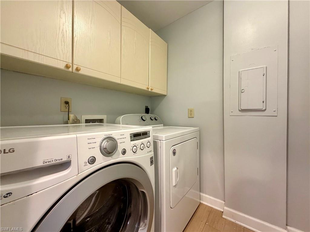 GOLFSIDE I - Residential Lease