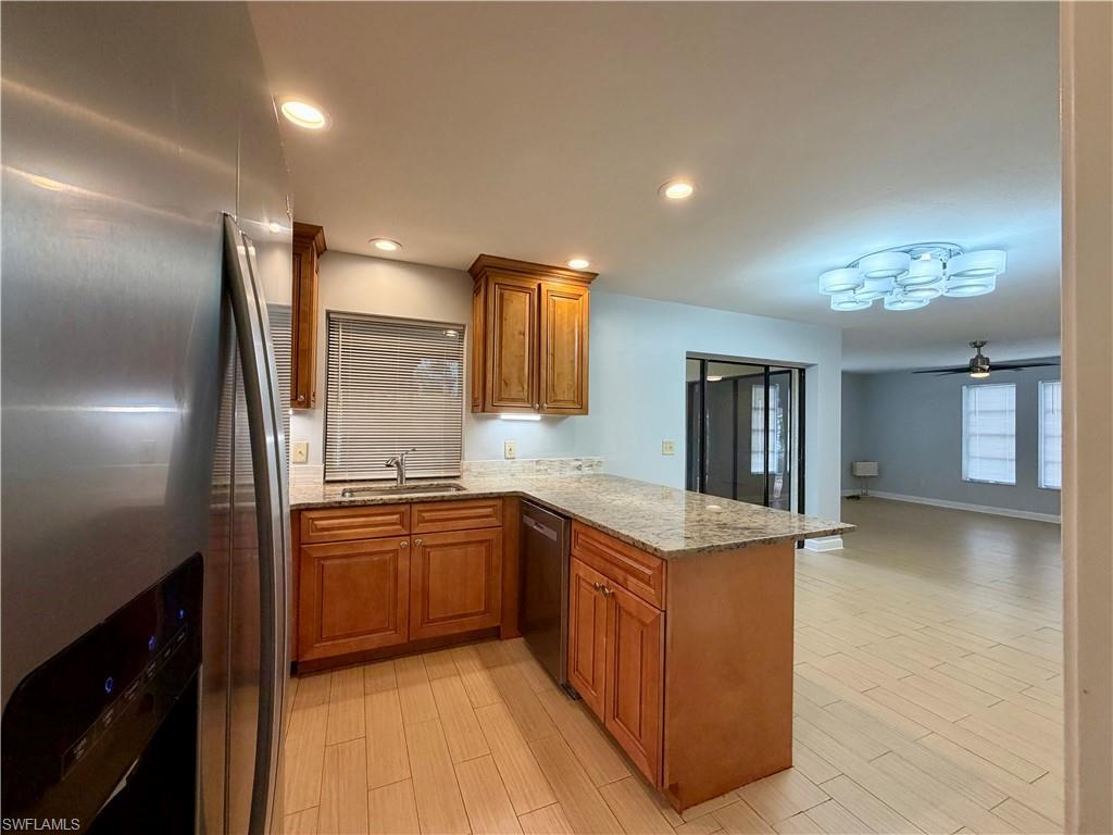 GOLFSIDE I - Residential Lease