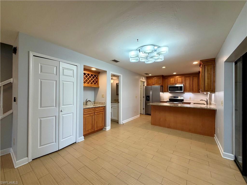 GOLFSIDE I - Residential Lease