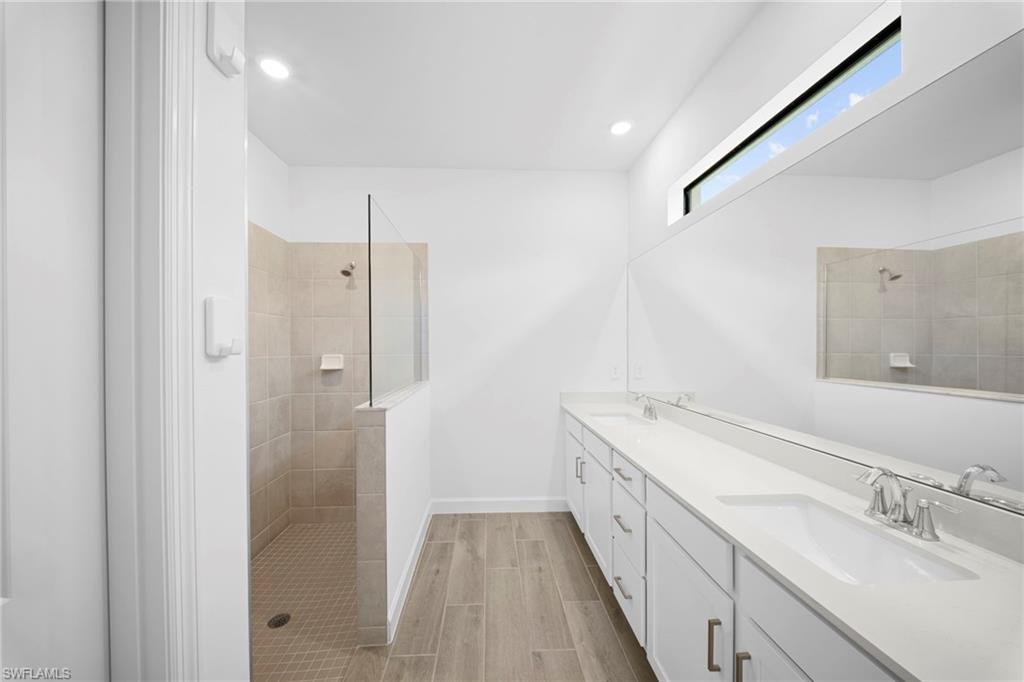 TIMBER CREEK - Residential Lease