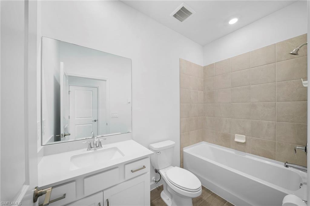 TIMBER CREEK - Residential Lease