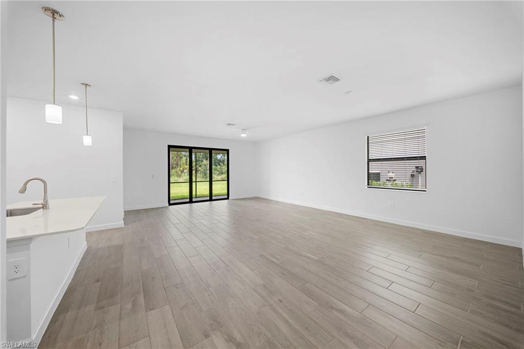 TIMBER CREEK - Residential Lease