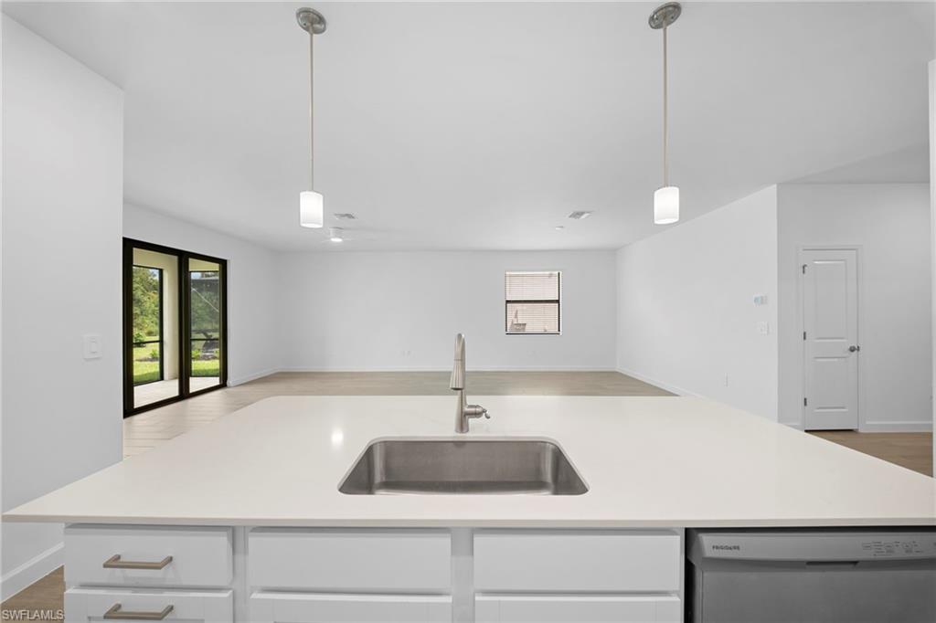 TIMBER CREEK - Residential Lease