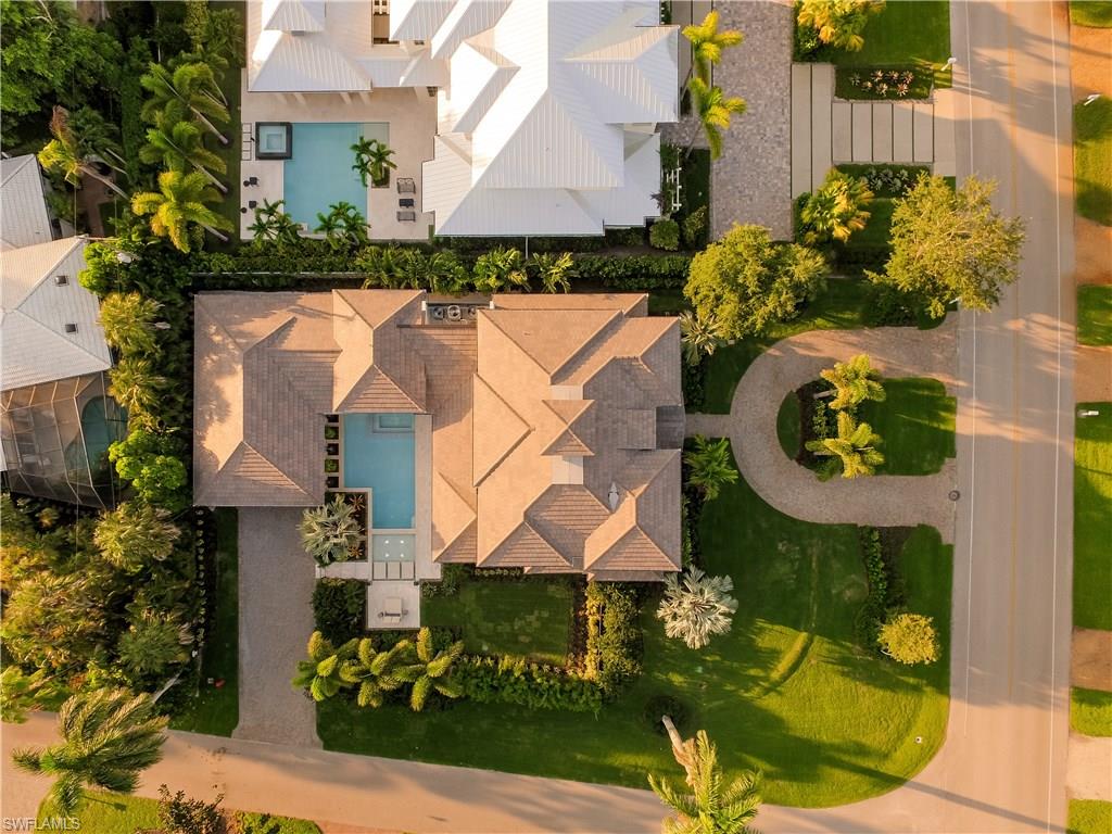MOORINGS - Residential