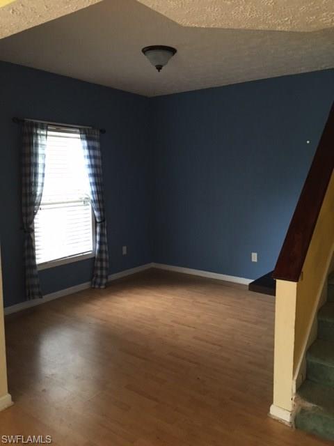 LEAWOOD LAKES - Residential