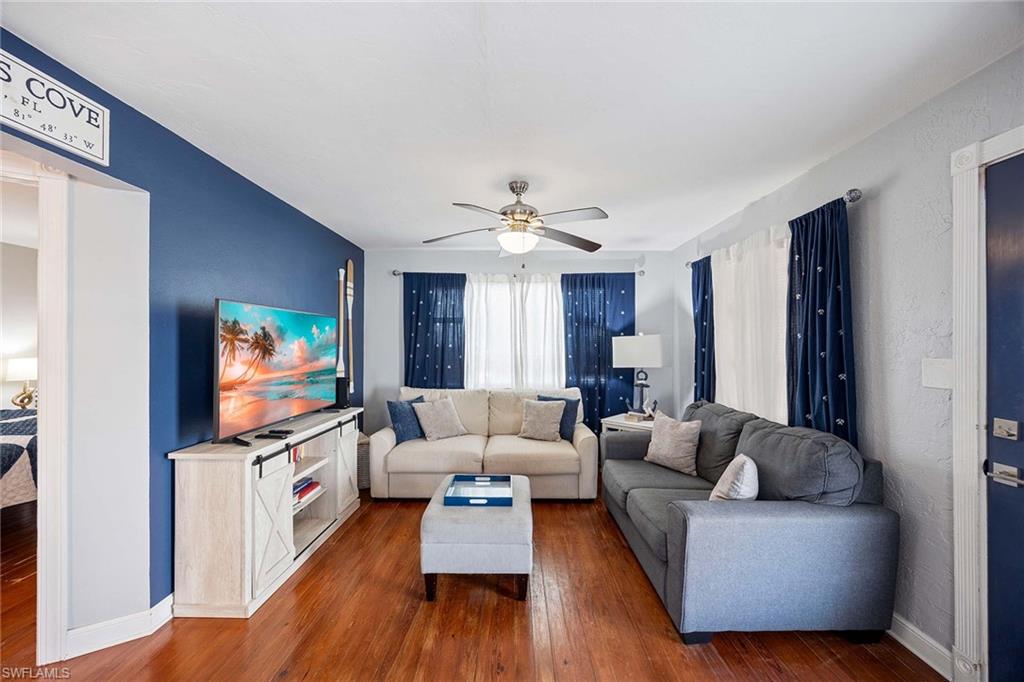 NAPLES PARK - Residential