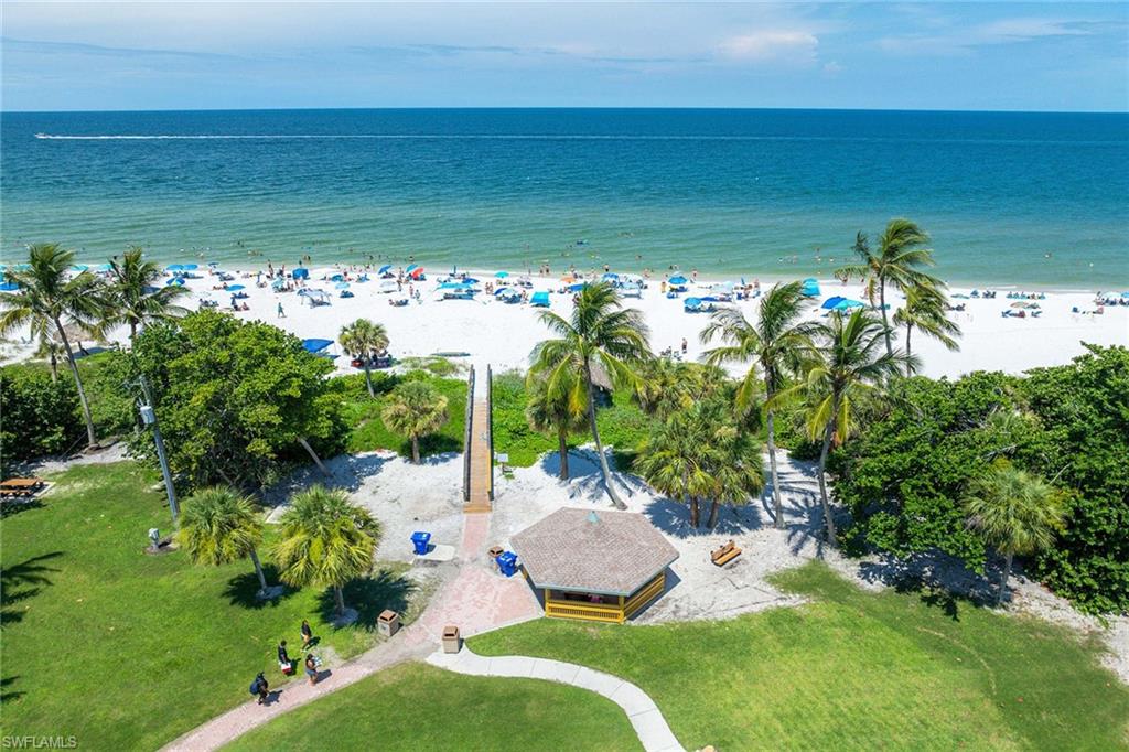 NAPLES PARK - Residential