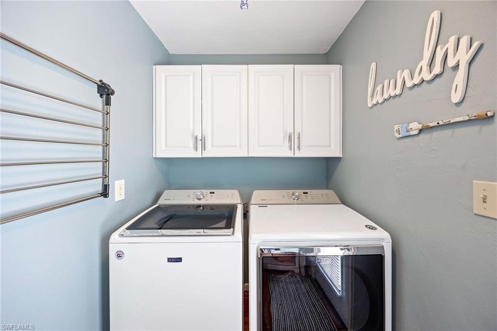 NAPLES PARK - Residential