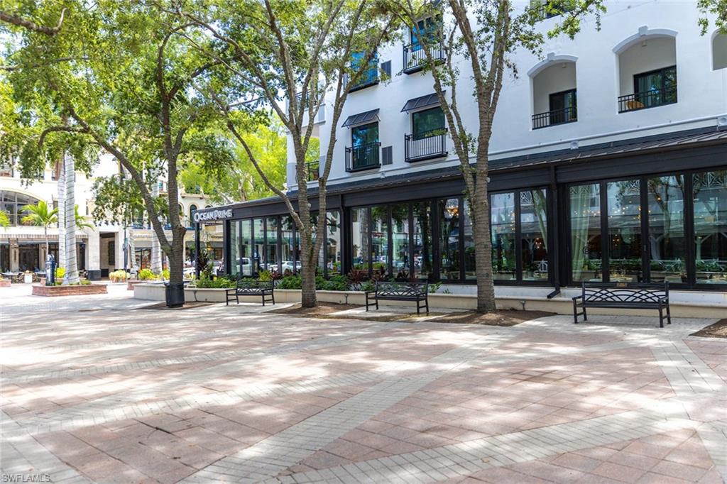 NAPLES PARK - Residential