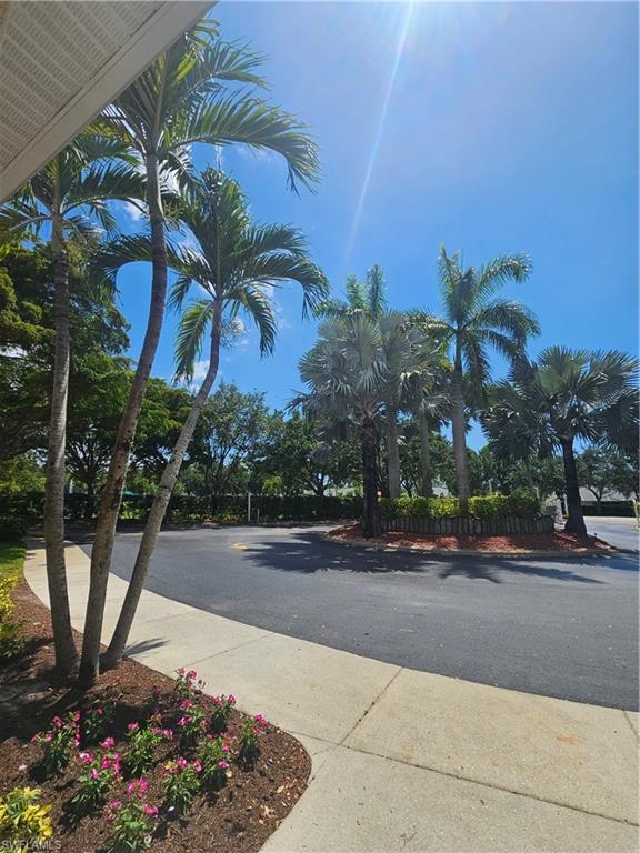 KEY ROYAL CONDOMINIUMS - Residential