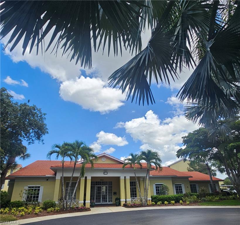 KEY ROYAL CONDOMINIUMS - Residential