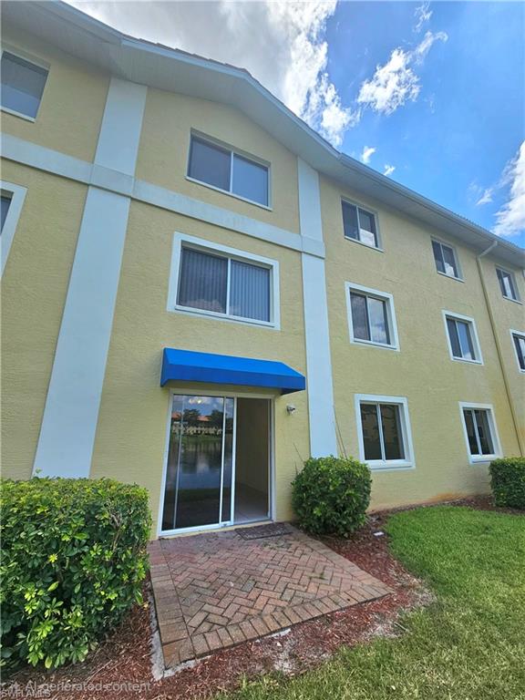 KEY ROYAL CONDOMINIUMS - Residential