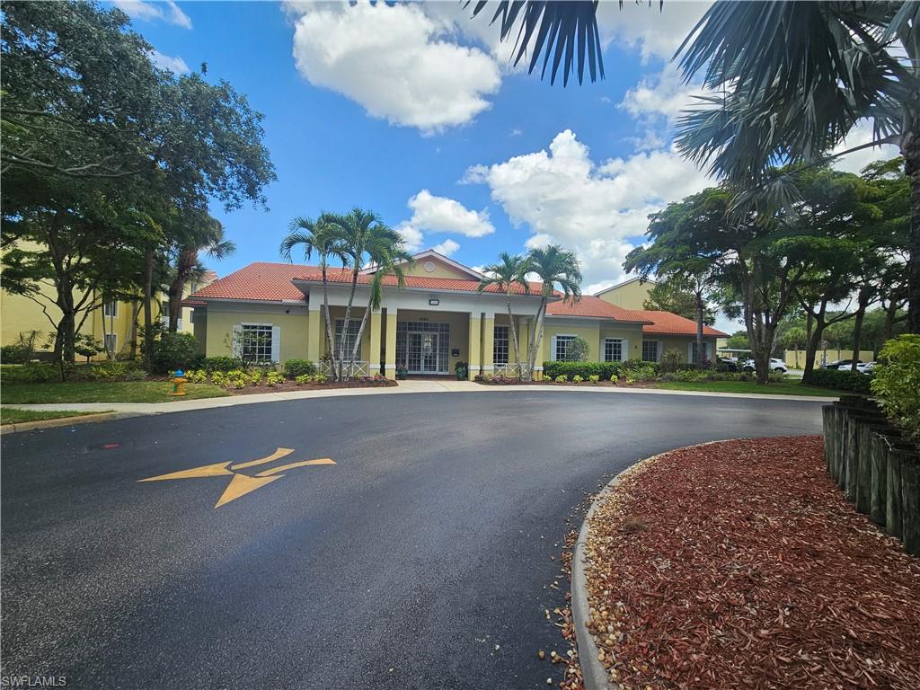 KEY ROYAL CONDOMINIUMS - Residential