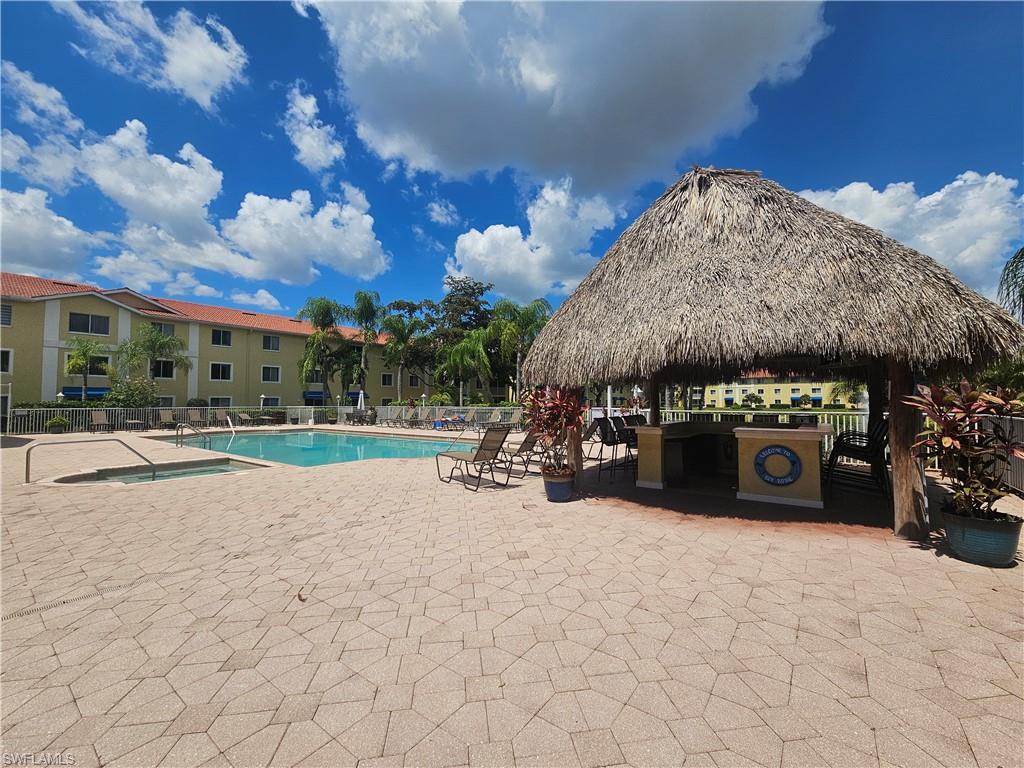 KEY ROYAL CONDOMINIUMS - Residential