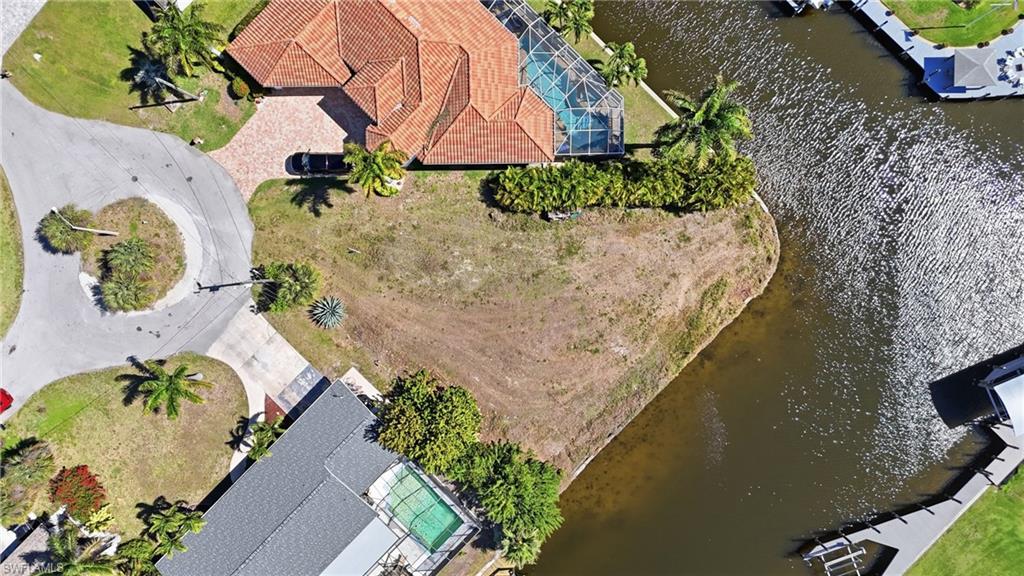 CAPE CORAL - Land