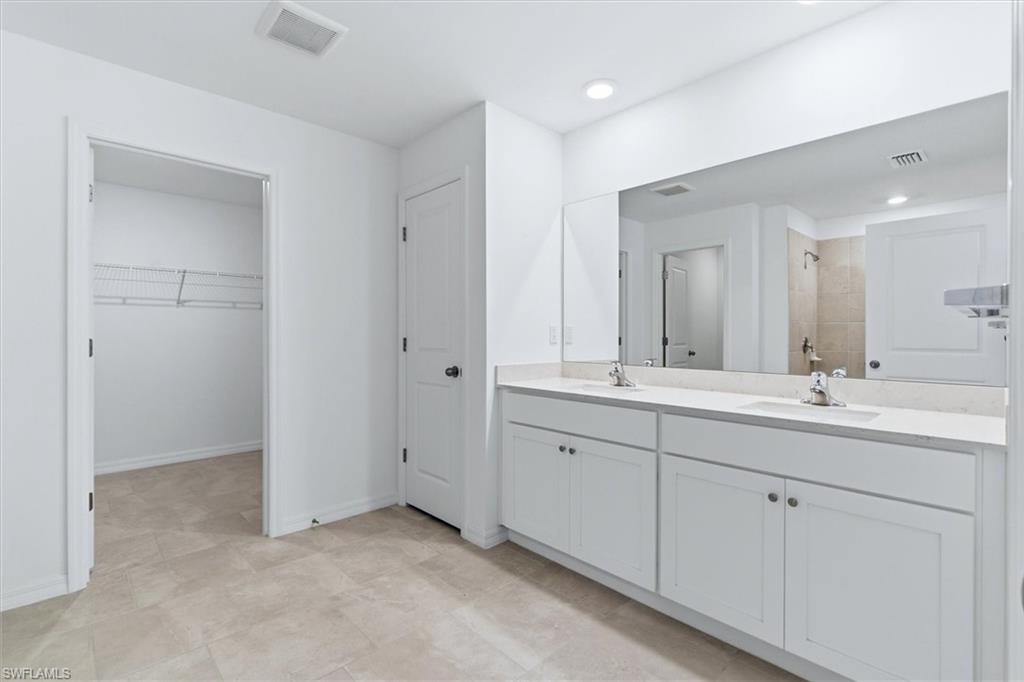 OAK VIEW - Residential Lease