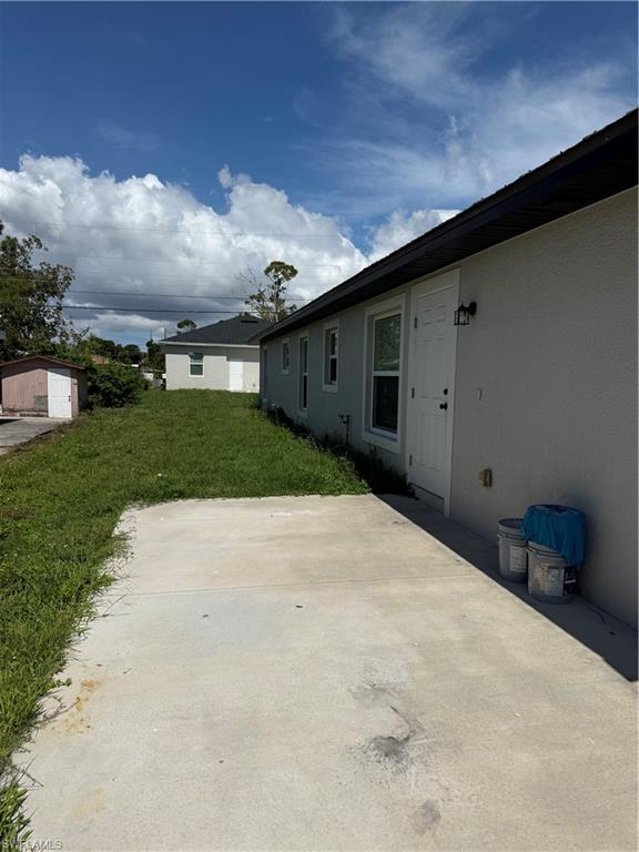 PINE MANOR - Residential Income