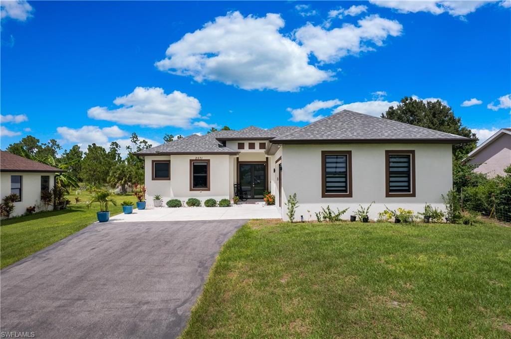 GOLDEN GATE ESTATES - Residential