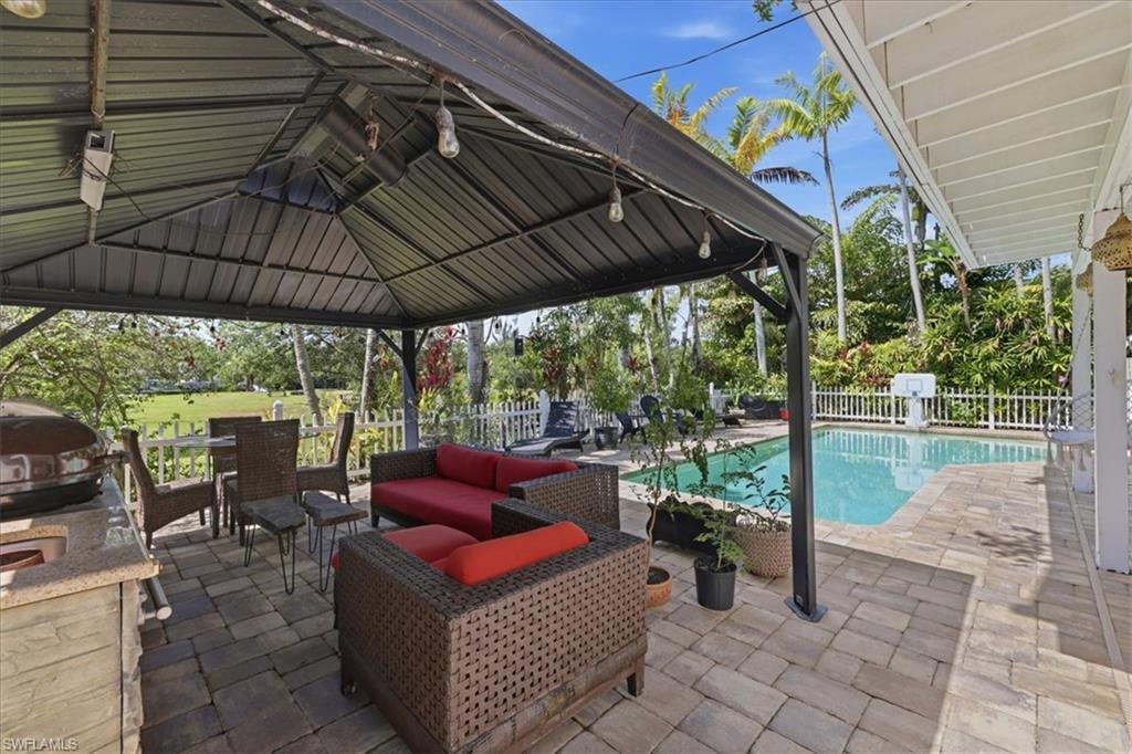 HENDRY CREEK - Residential