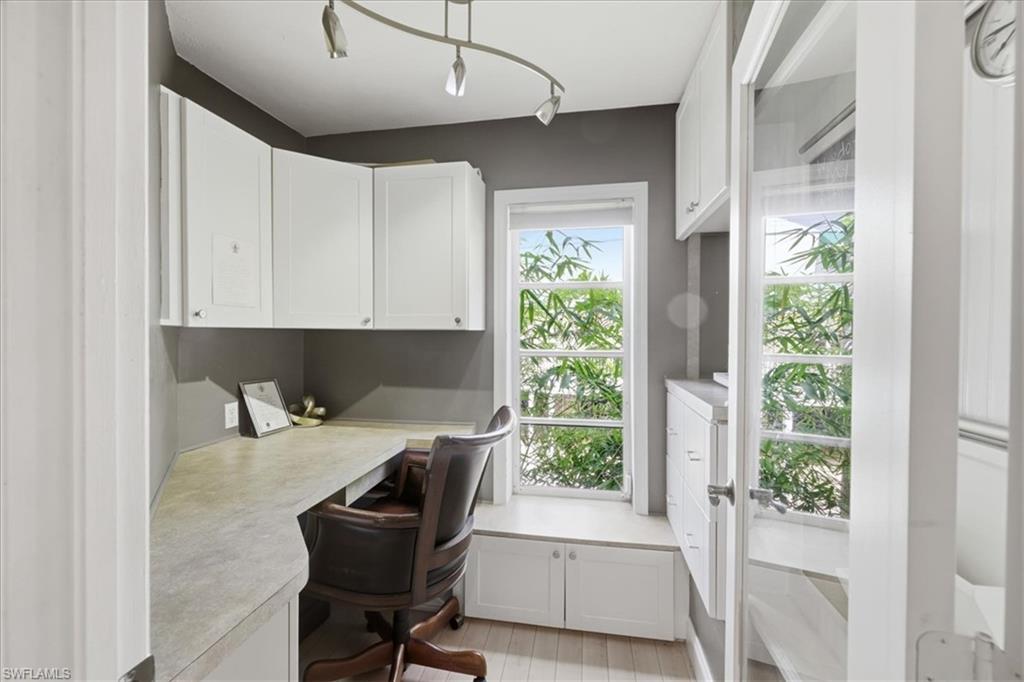 HENDRY CREEK - Residential