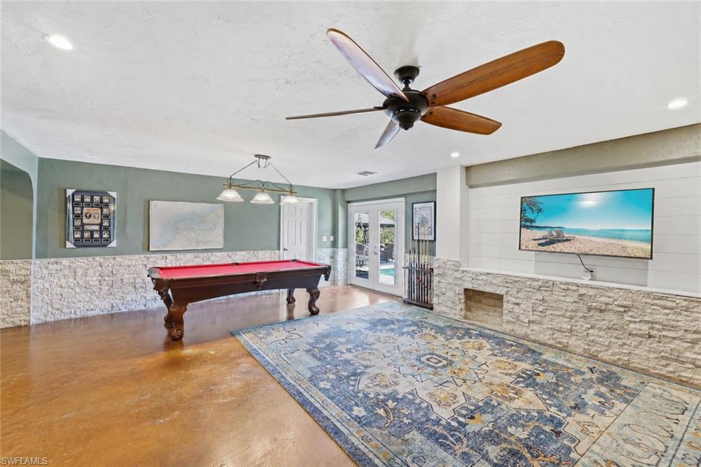 HENDRY CREEK - Residential