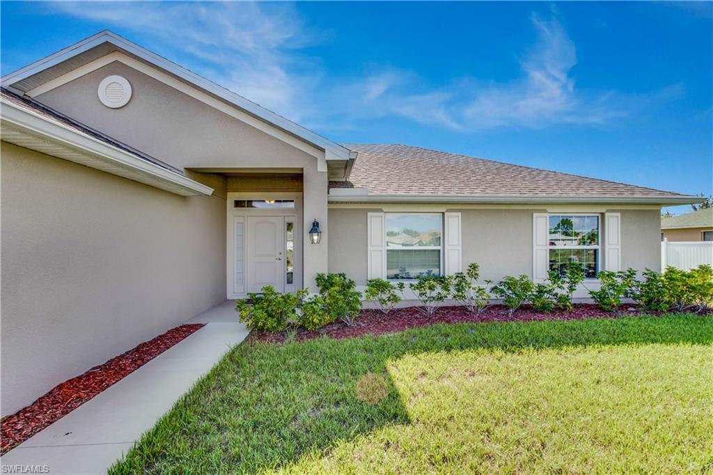 CAPE CORAL - Residential