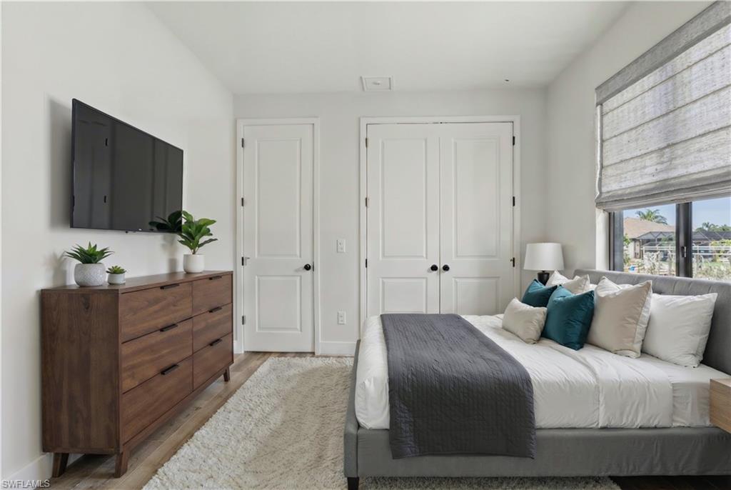 SOUTH GULF COVE - Residential