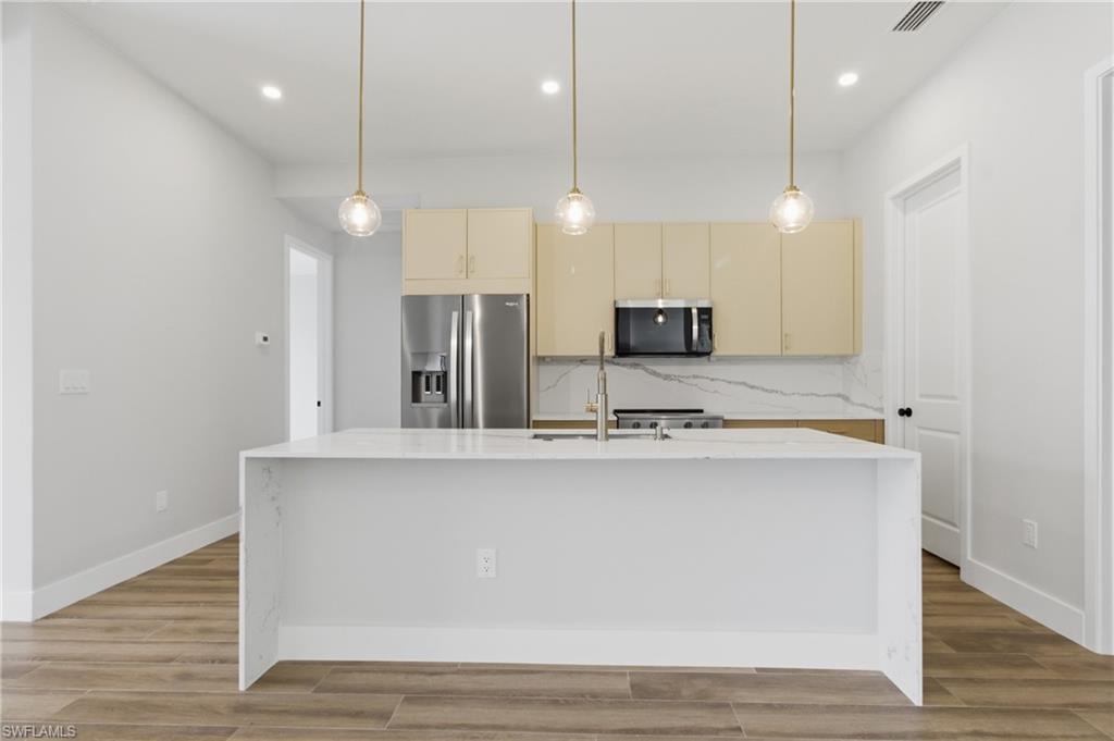 SOUTH GULF COVE - Residential