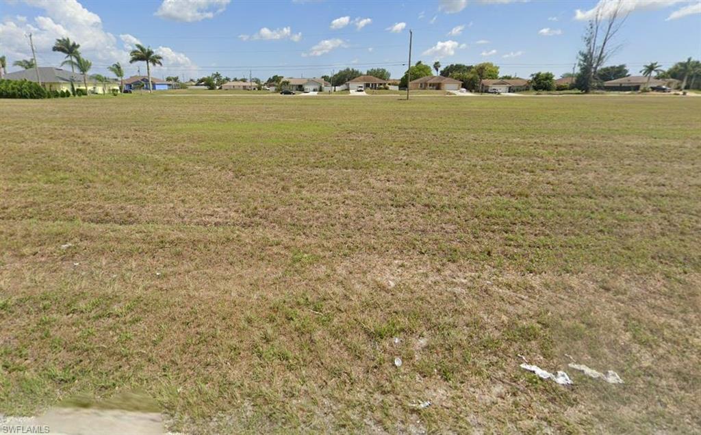 CAPE CORAL - Land