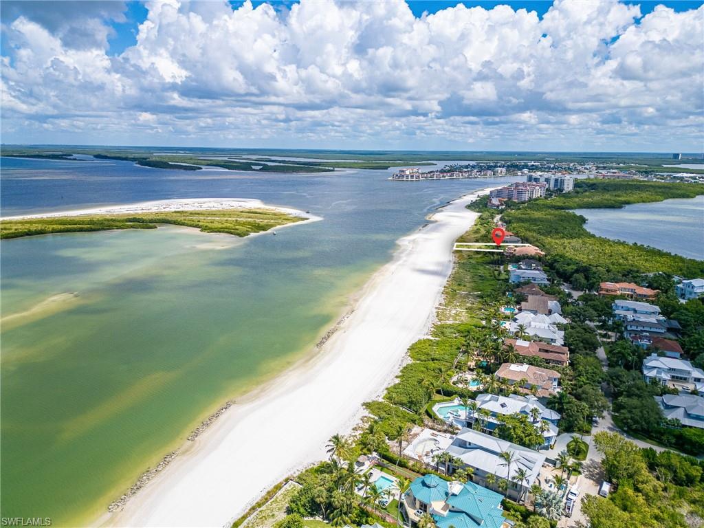 HIDEAWAY BEACH - Land