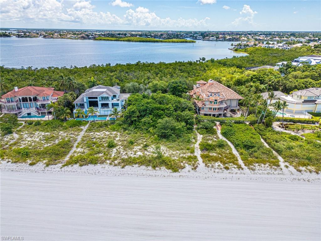 HIDEAWAY BEACH - Land