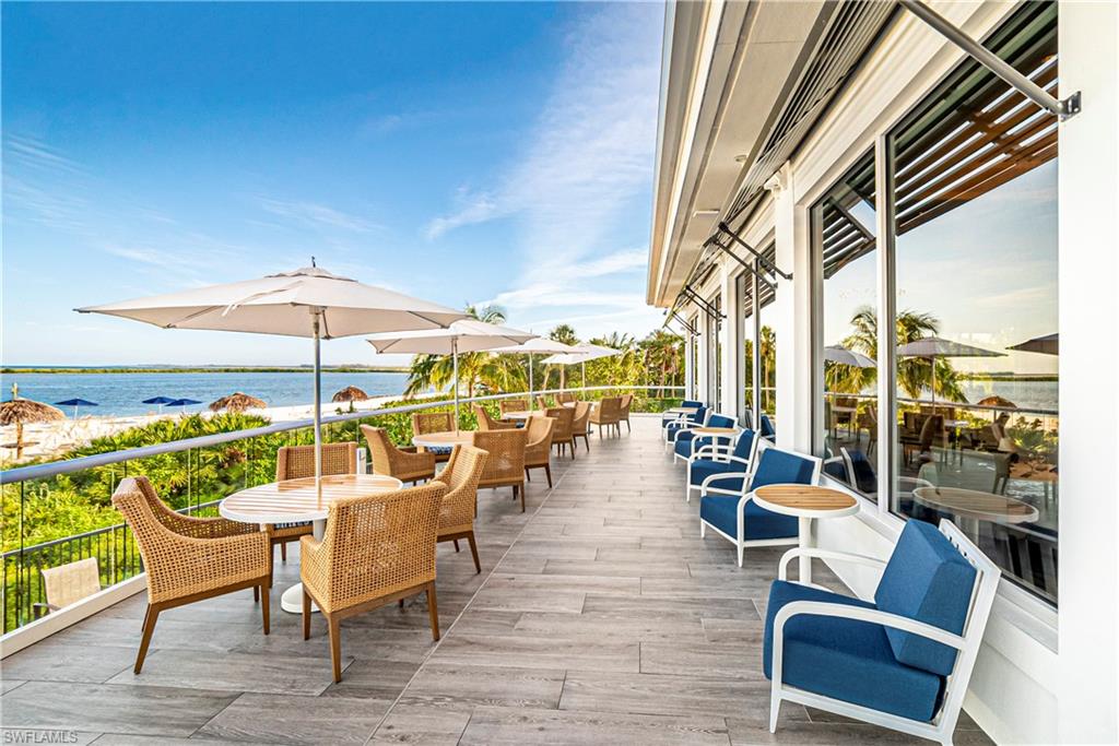 HIDEAWAY BEACH - Land