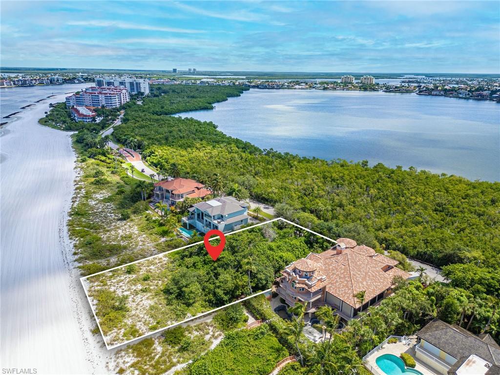 HIDEAWAY BEACH - Land