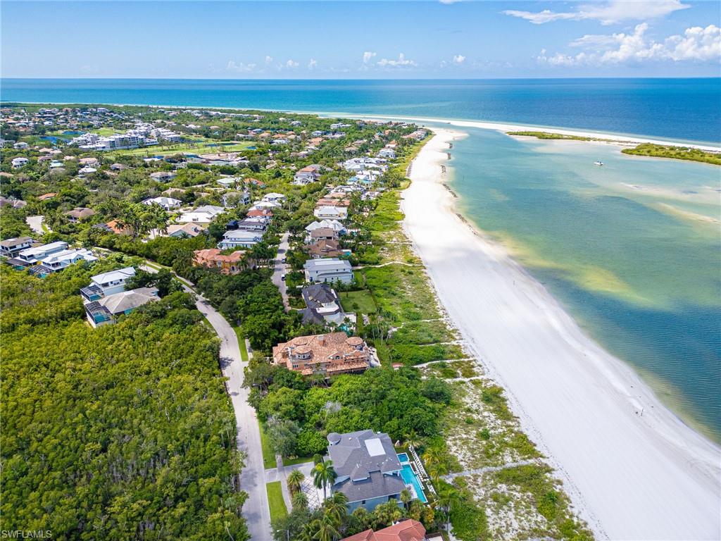 HIDEAWAY BEACH - Land