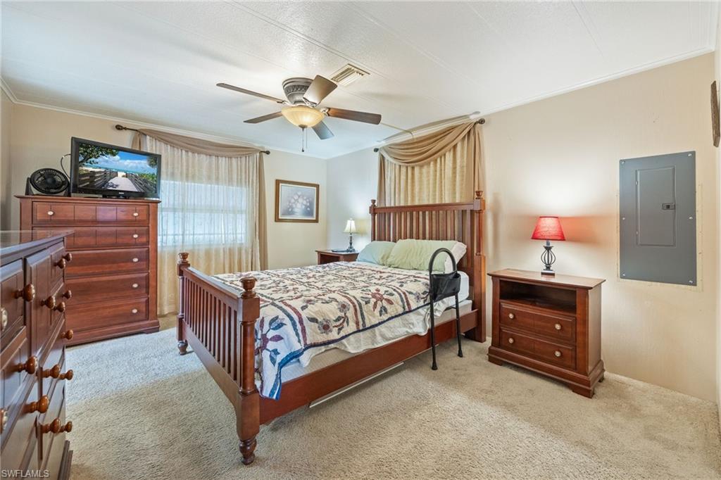 SIX LAKES COUNTRY CLUB - Residential