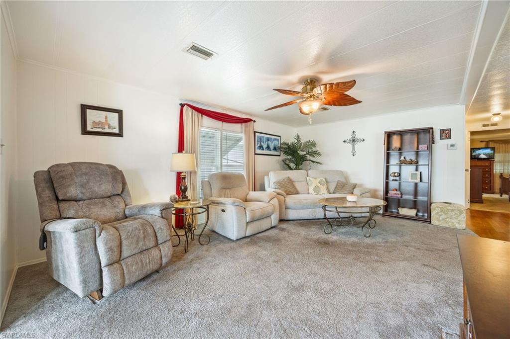 SIX LAKES COUNTRY CLUB - Residential