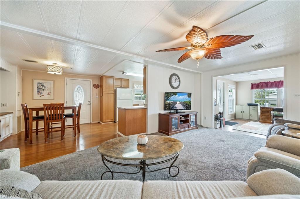 SIX LAKES COUNTRY CLUB - Residential