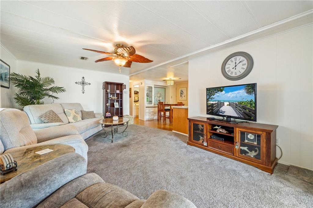 SIX LAKES COUNTRY CLUB - Residential