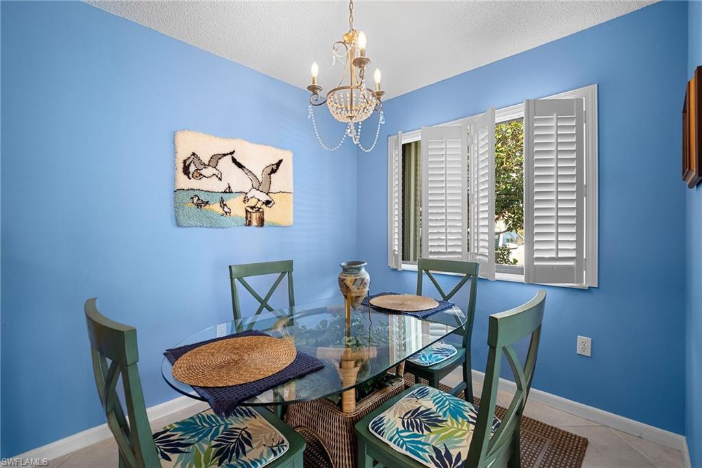 VILLAGE OF CEDARBEND - Residential
