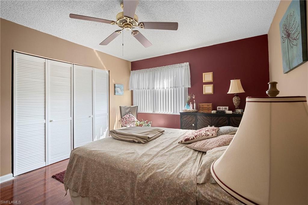 VILLAGE OF CEDARBEND - Residential