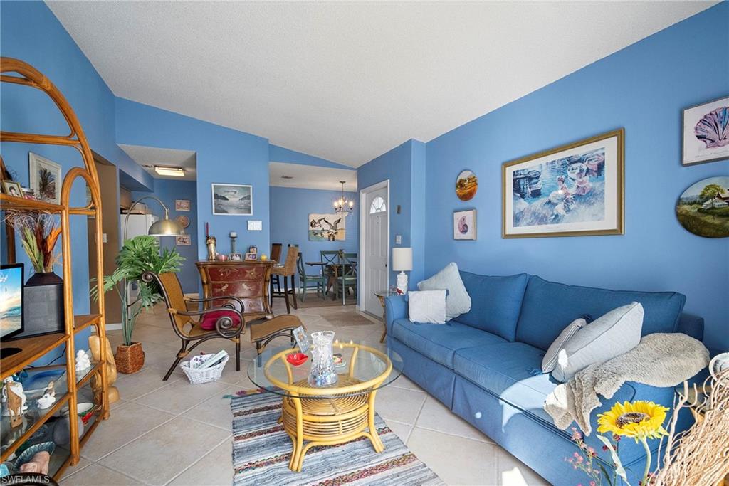 VILLAGE OF CEDARBEND - Residential