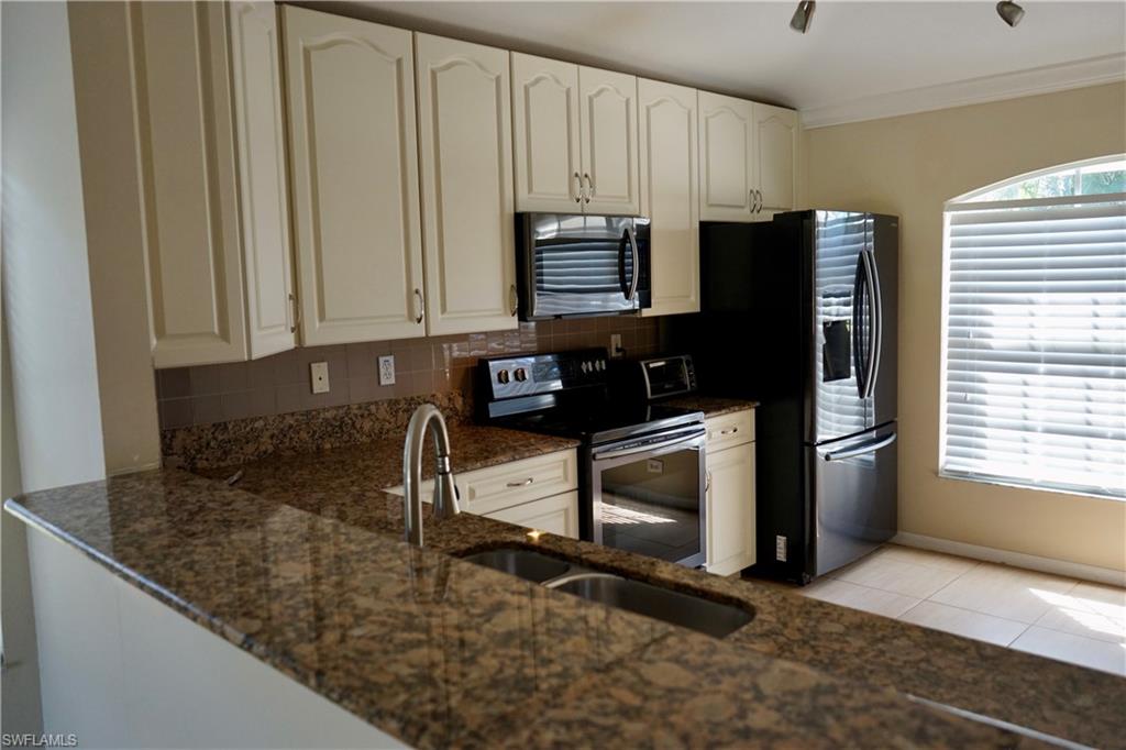 DANFORTH LAKES - Residential