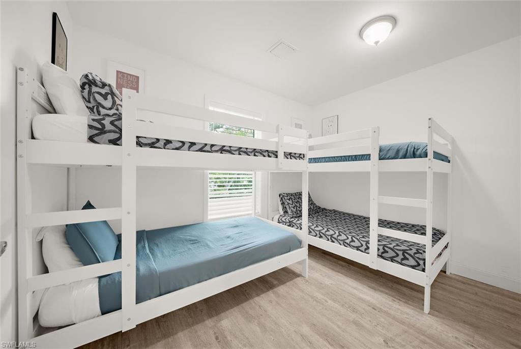 ARLINGTON PARK - Residential