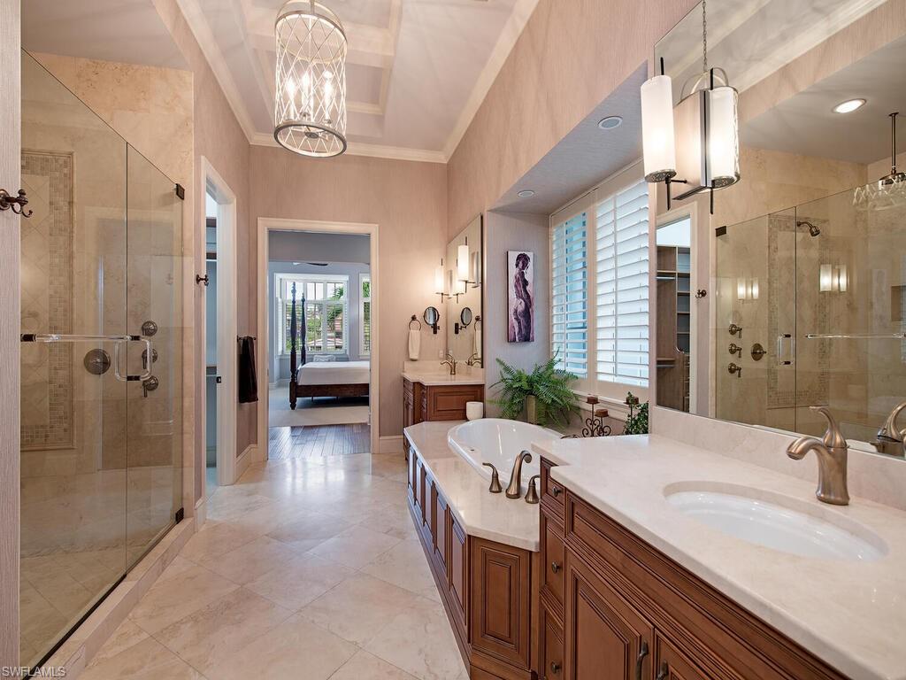 AQUALANE SHORES - Residential