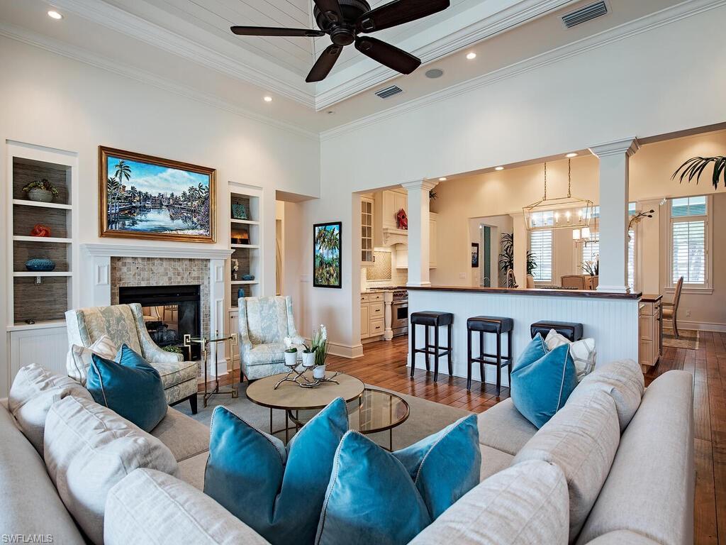 AQUALANE SHORES - Residential