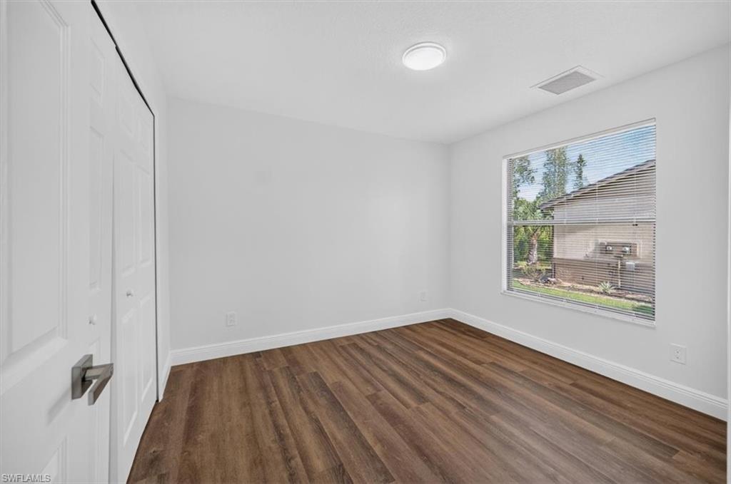 ISLAND PARK VILLAGE - Residential