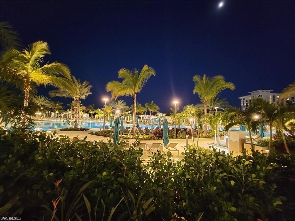 CAPE CORAL - Land