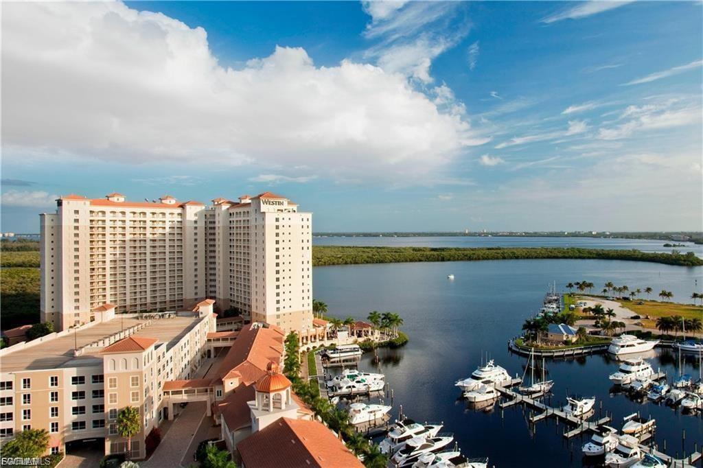 CAPE CORAL - Land